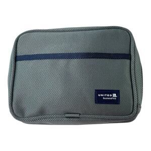 United Airlines Business 1st Class Amenity Kit Travel Collector New